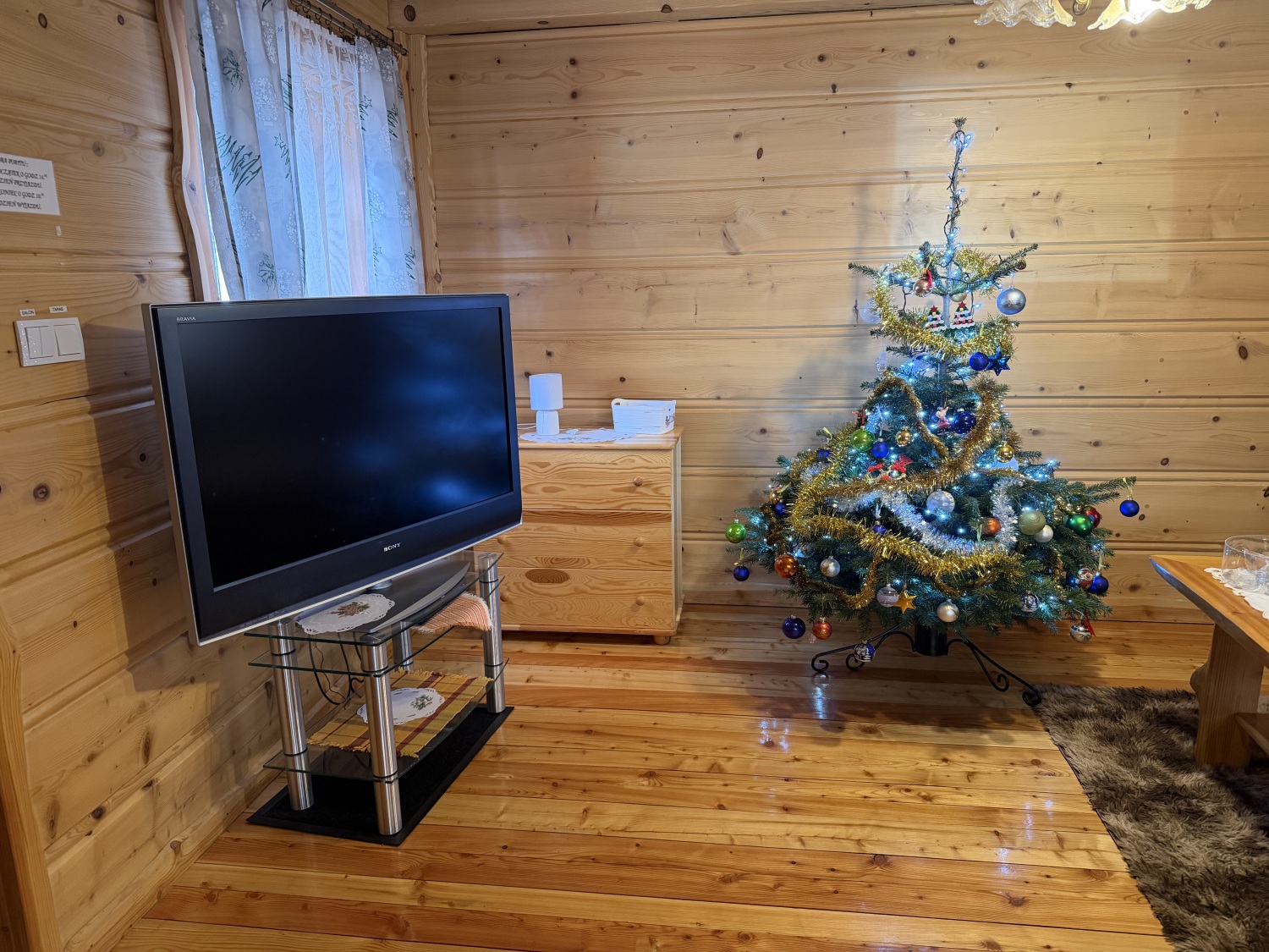 Aneks kuchenny i salon – ujęcie 5